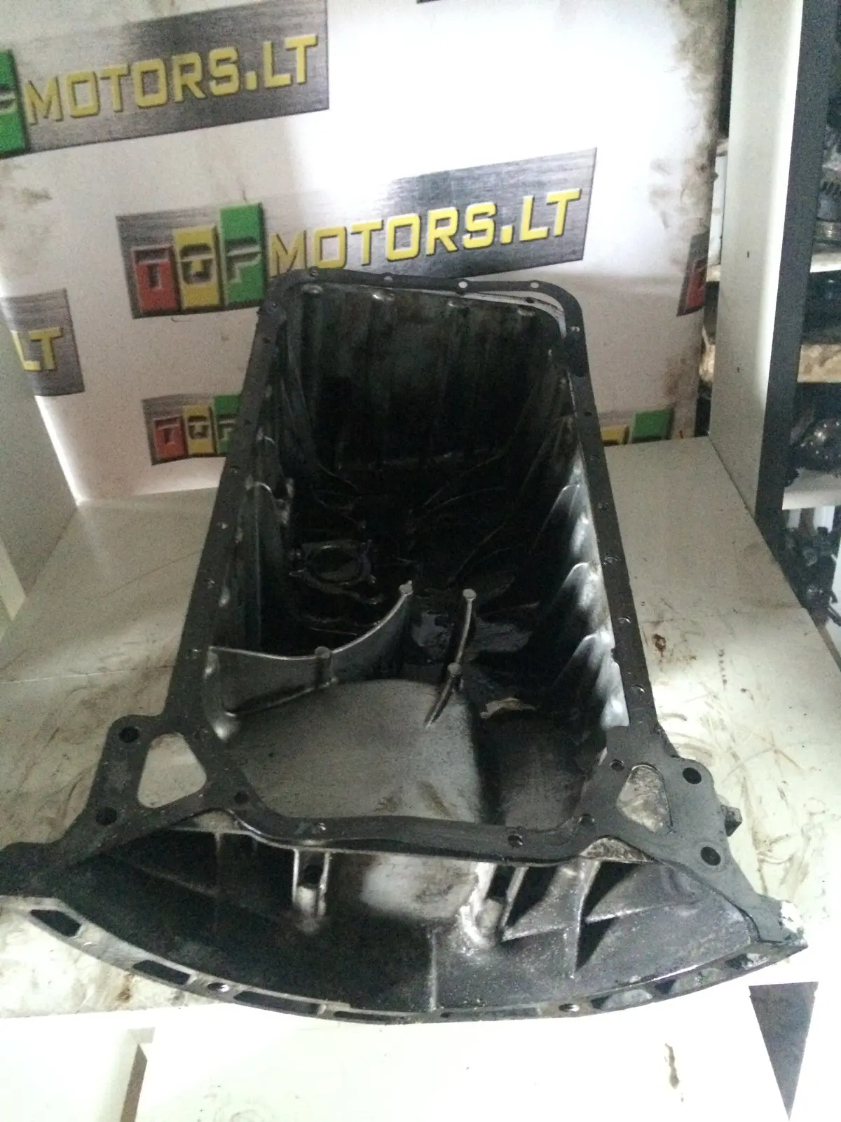 2002 611 Mercedes-Benz Mb 2.2 Cdi Diesel Engine Oil Sump R 611 014 09 02 / R6110140902 2
