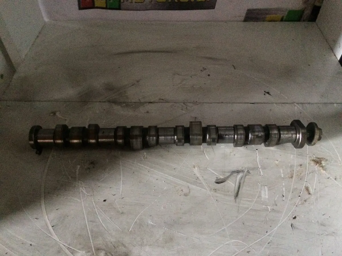 2003 W11b16 Mini 1.6 Petrol Turbo Engine Camshaft 1
