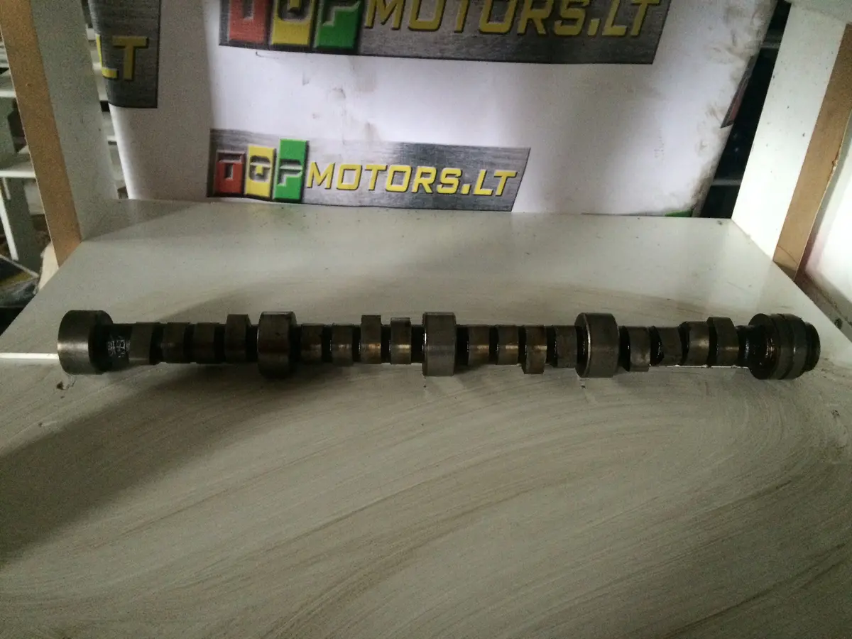 1999 Land Rover 4.0 V8 Petrol Engine Camshaft 1