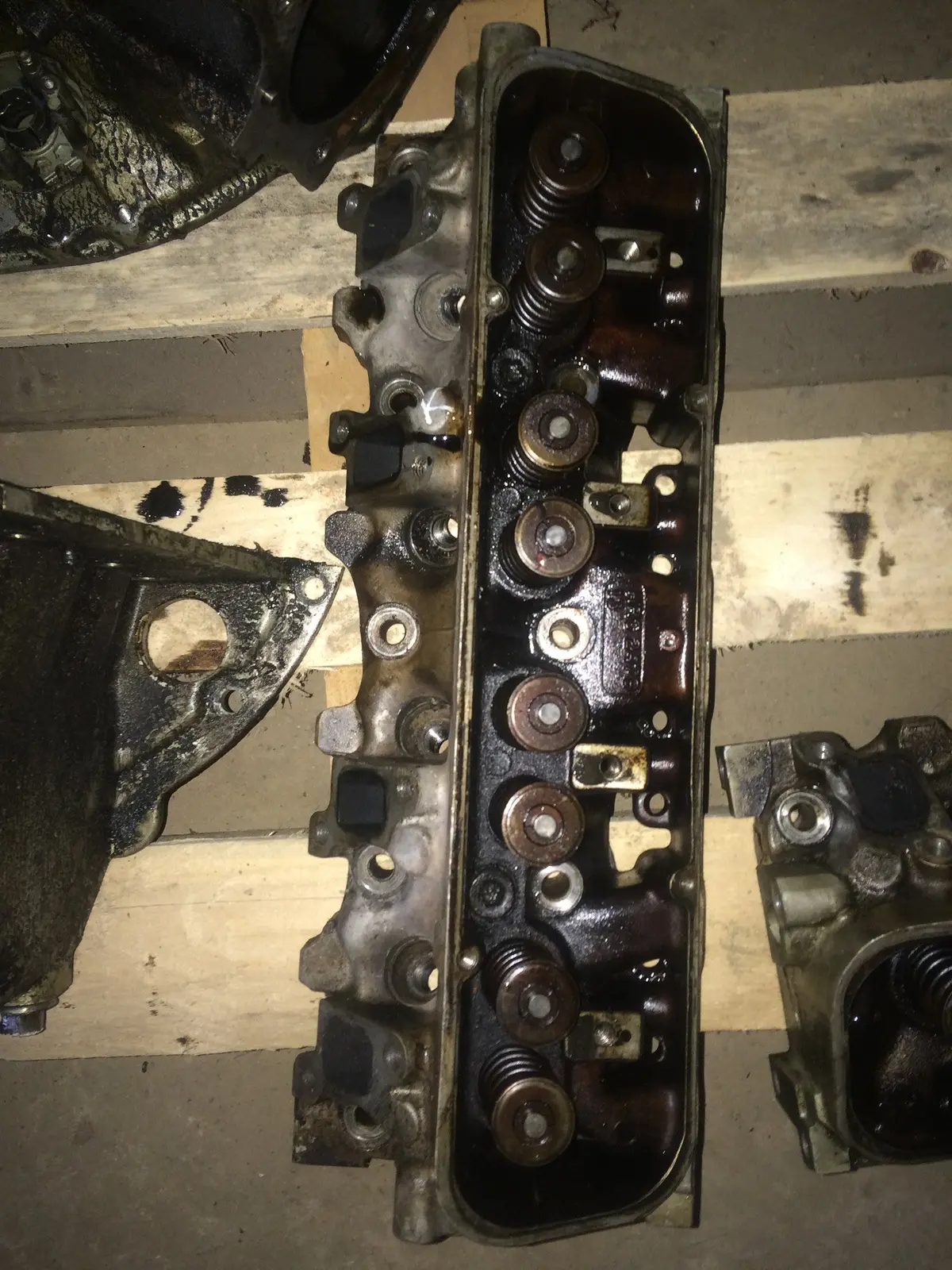 1999 Land Rover 4.0 V8 Petrol Engine Cylinder Head Hrc 247913 1