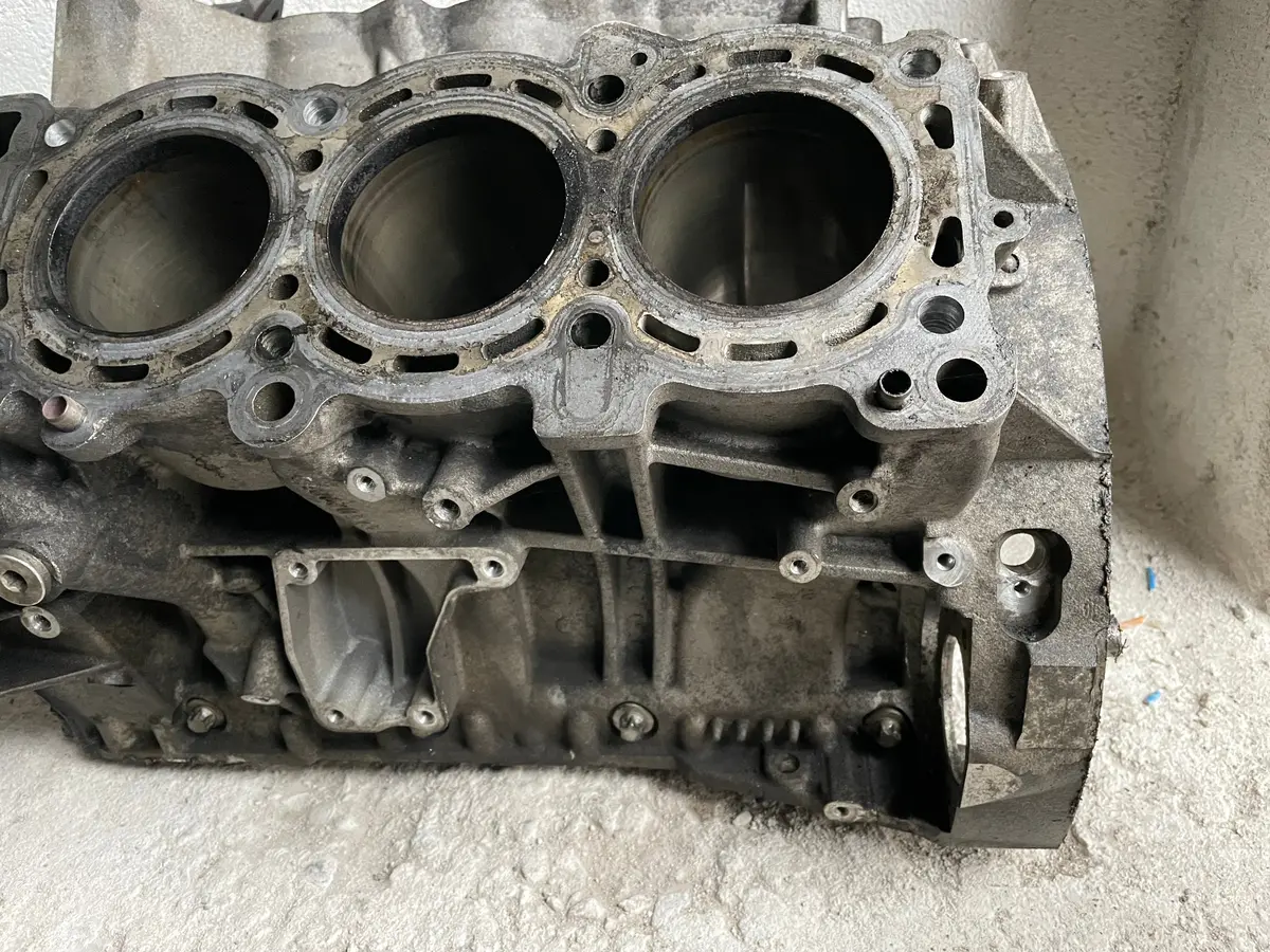 Cylinder Block Mercedes Benz 3.0 Diesel V6 350Cdi 642.854 R6420706 Daimler-Ag Om642 1