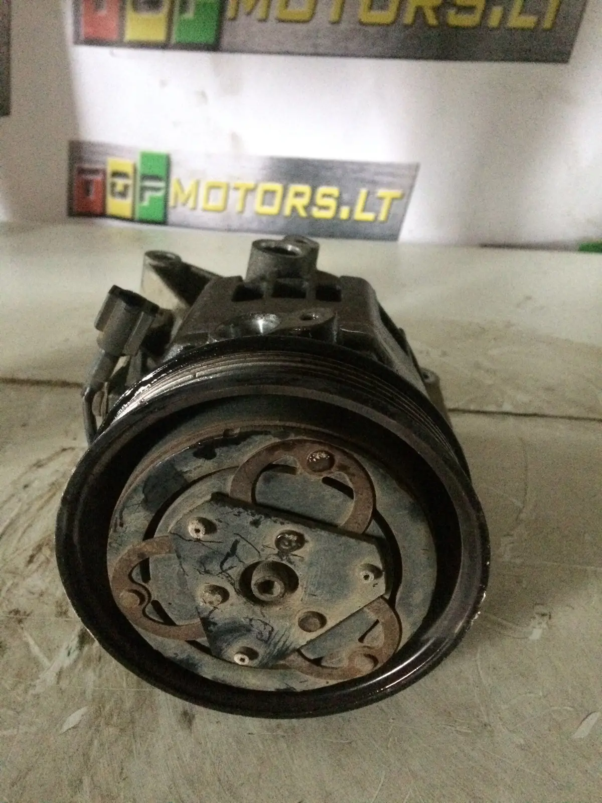 2006 L8 Mazda 1.8 Benzinas Variklio Ac Kondensionieriaus Siurblys Ne51-61450B 2