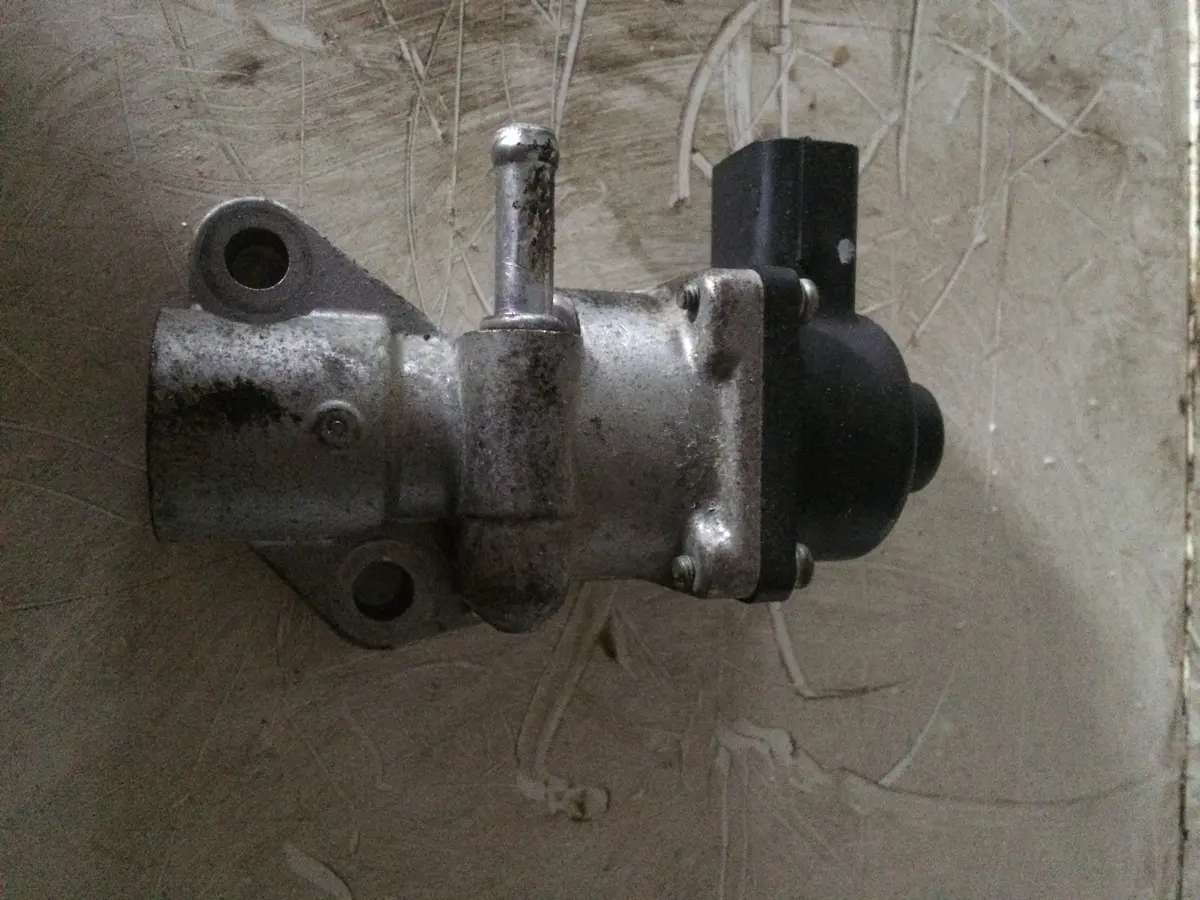 2006 L8 Mazda 1.8 Petrol Engine Egr 1