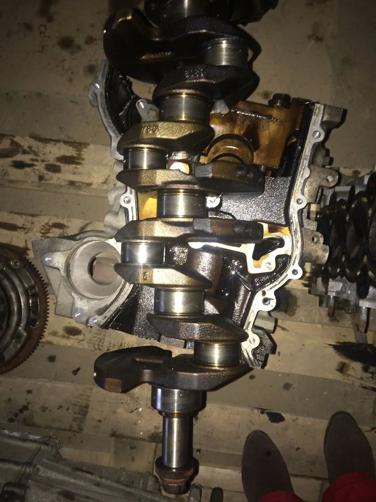 2004 Csdb Ford 1.8 16V Benzinas Variklio Alkūninis Velenas 1