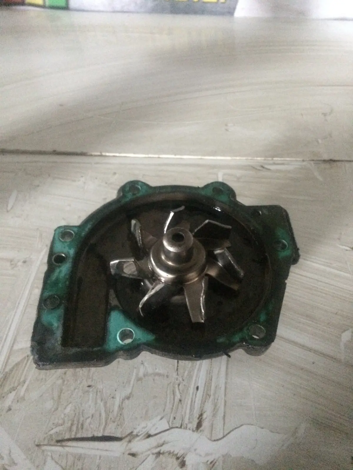 2008 Huwa Ford 2.5 Petrol Turbo Engine Water Pump 30713520 1