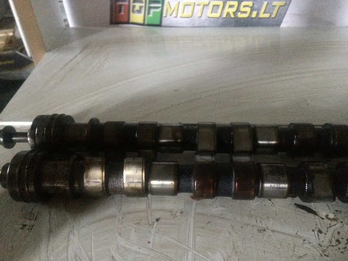 2008 Huwa Ford 2.5 Turbo Benzinas Variklio Velenėliai ( Du Vienetai ) 2