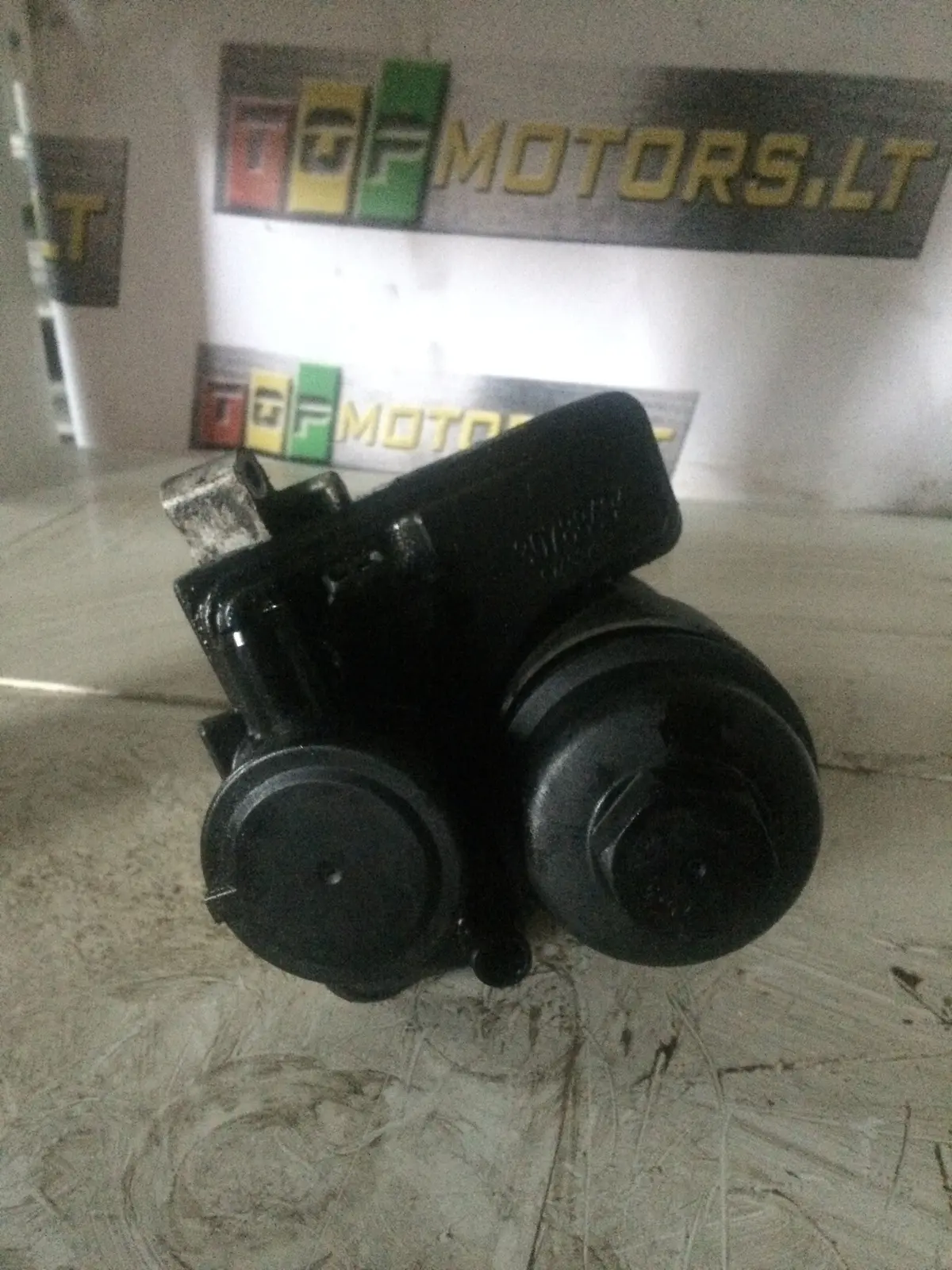 2008 Huwa Ford 2.5 Turbo Benzinas Variklio Tepalo Filtro Laikiklis 30788494 2
