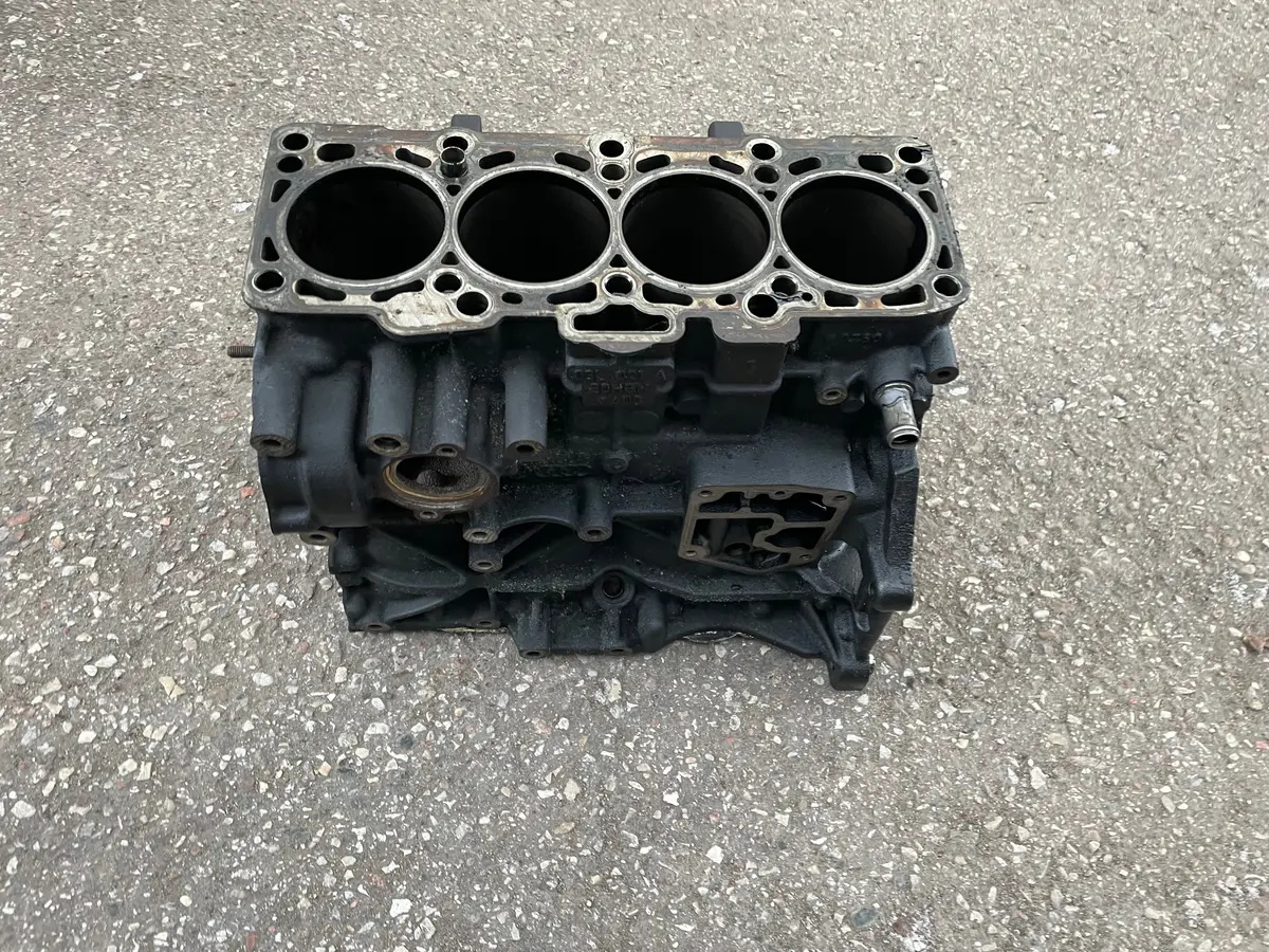 Bare Cylinder Block 2.0 Tdi 03L021a 80Hbh V400 Volkswagen Audi Skoda Seat 1