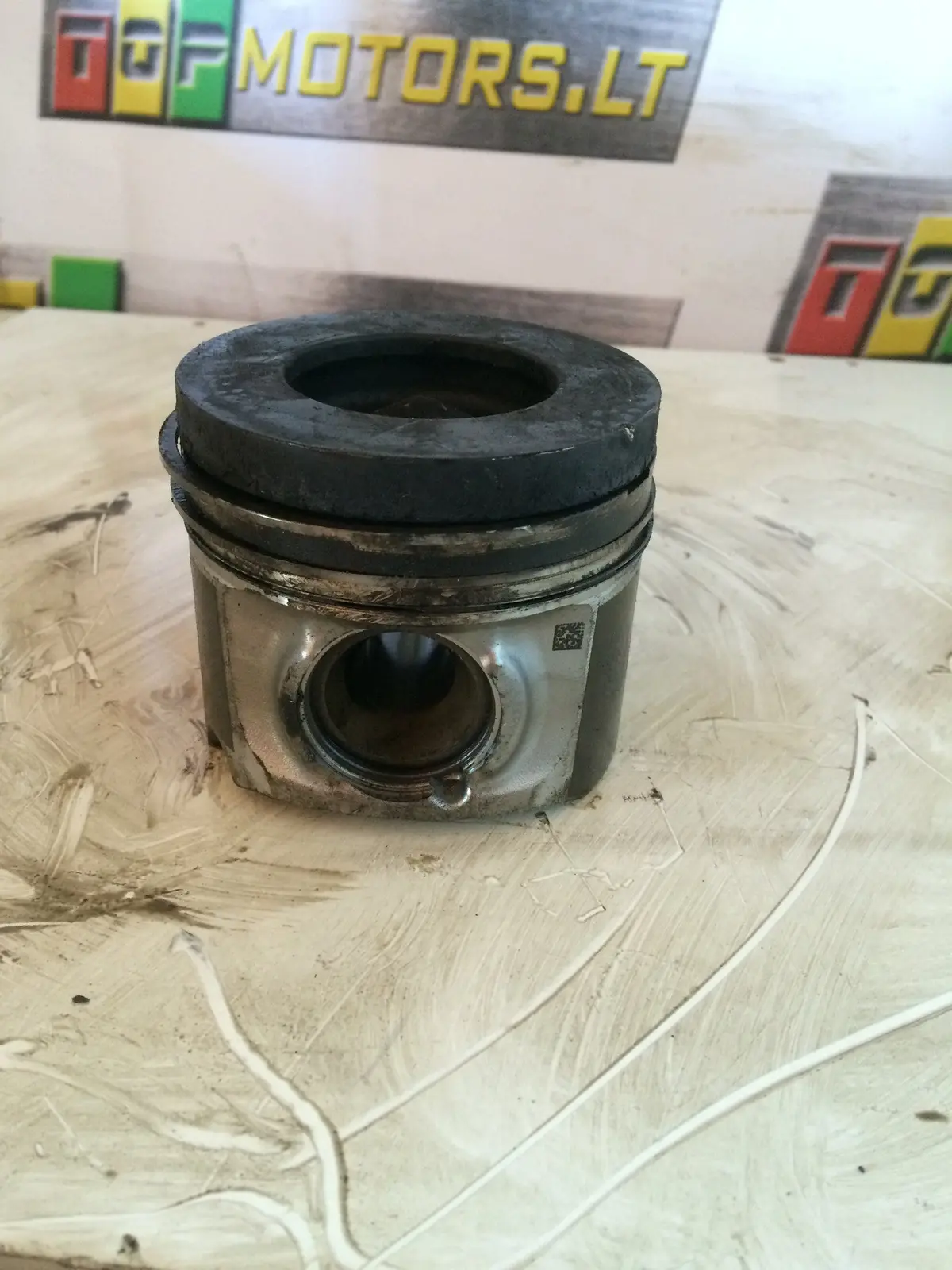 2011 N57 N57d30 Bmw 3.0 D Diesel Engine Piston 1