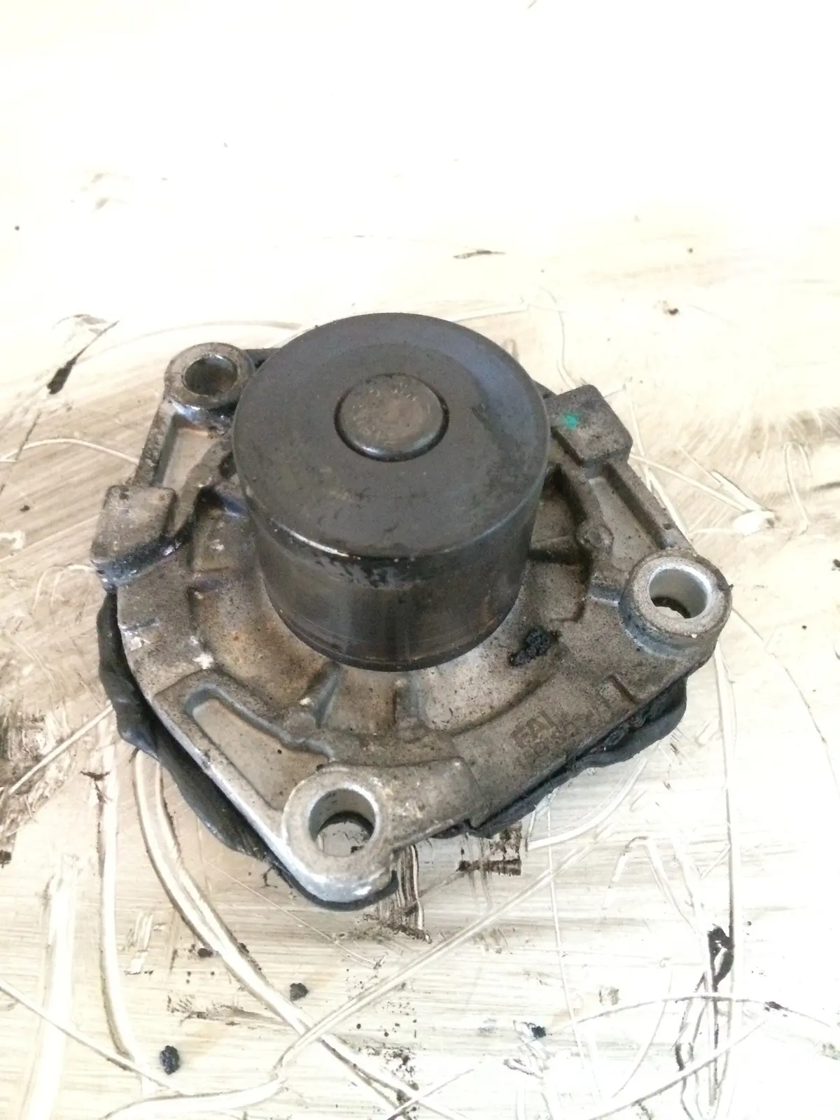 2005 Z19dth Opel 1.9 Cdti Diesel Engine Water Pump 1