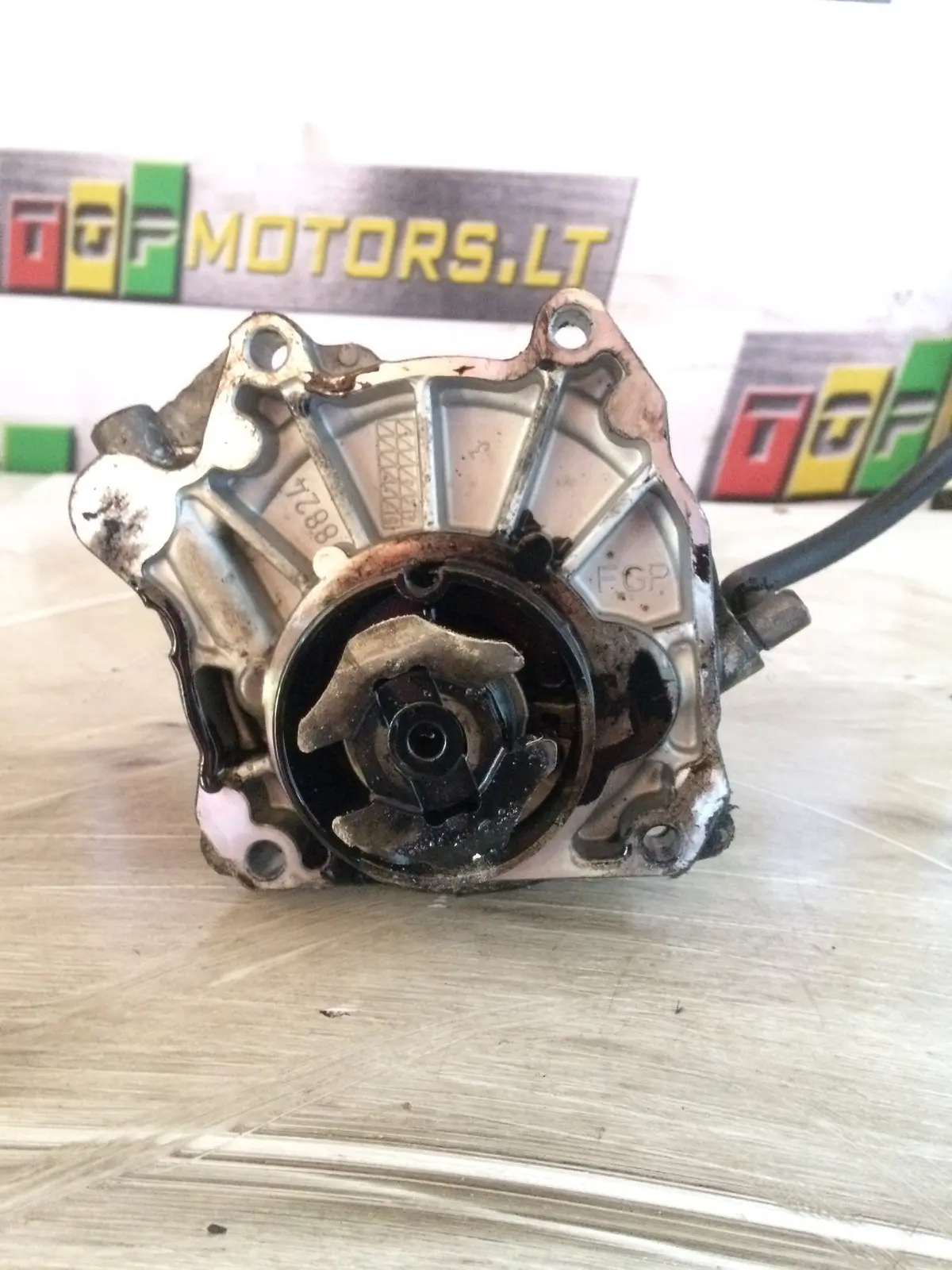 2005 Z19dth Opel 1.9 Cdti Diesel Engine Vacuum Pump 1