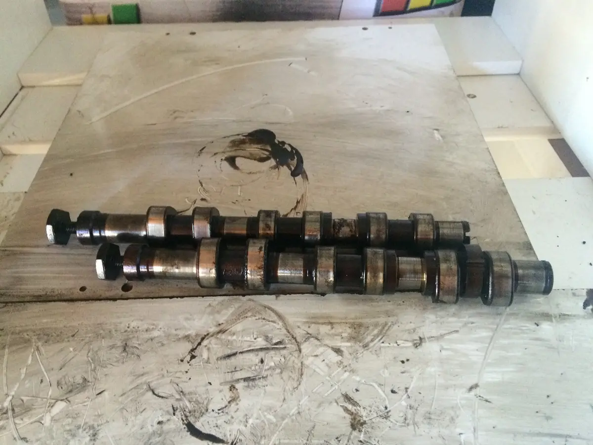2003 Azq Volkswagen Skoda Seat 1.2 Petrol Engine Pair Of Camshaft 1