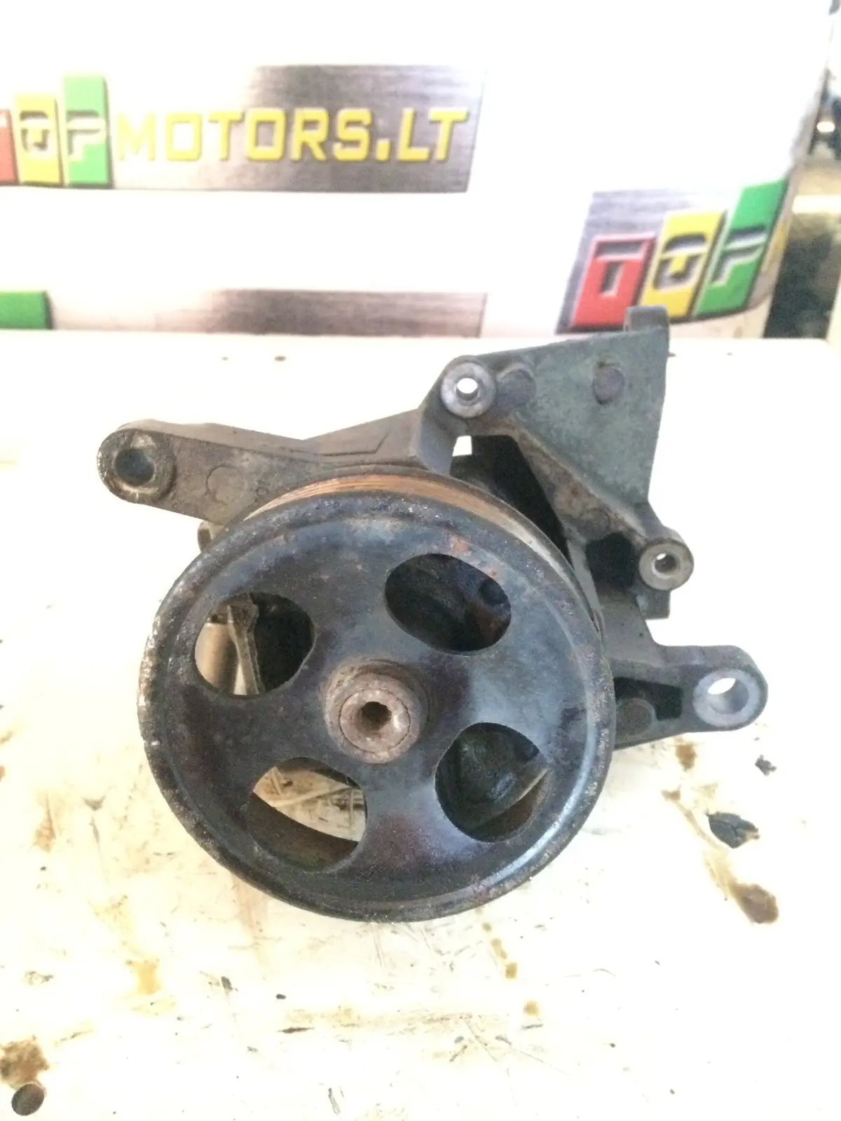 2001 Ez30 H6 Subaru 3.0 Petrol Engine Power Steering Pump 1