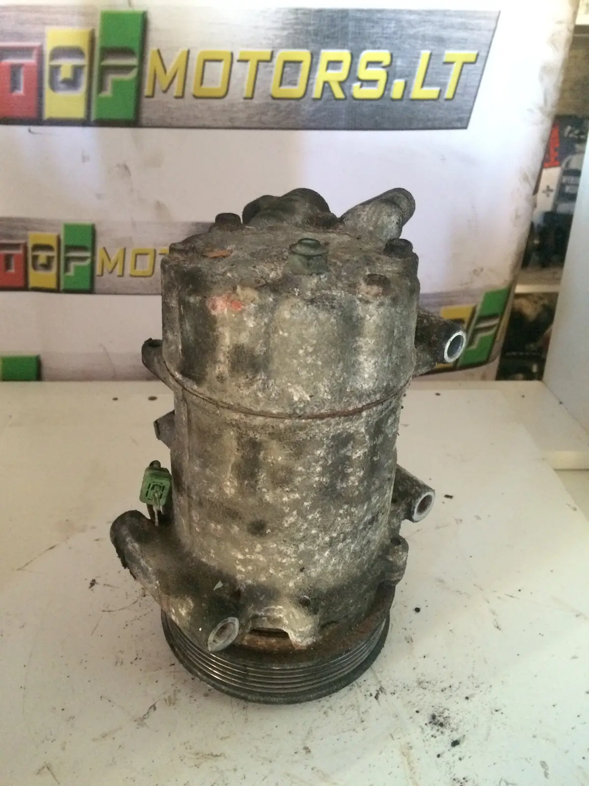 2008 N14 N14b16 5Fx Mini 1.6 Petrol Turbo Engine Ac Conditioning Pump 6942501-03 2