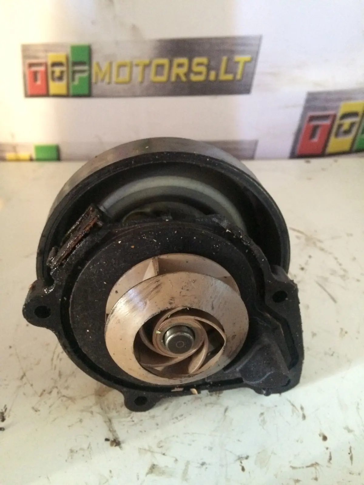 2008 N14 N14b16 5Fx Mini 1.6 Petrol Turbo Engine Water Pump 2