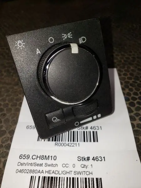 2010 Ram1500 Headlamp Switch. Part Number 04602880Aa 1