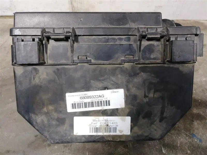 2012 Dodge Ram5500 Totally Intergrated Power Module (Timp). Part Number 68089322 1