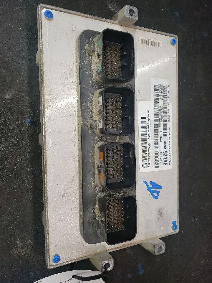 2012 Ram 1500 5.7L Powertrain Control Module (Pcm). Part Number 5150637Ab 1