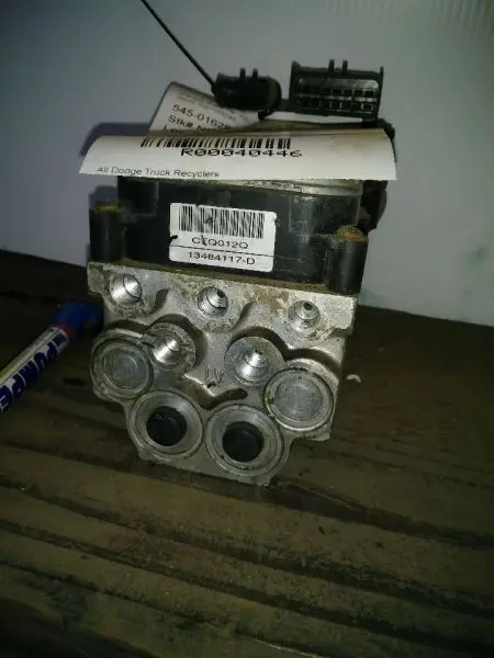 2002 Dodge Ram1500 All Wheel Abs Unit. Part Number 52010032Ae 1