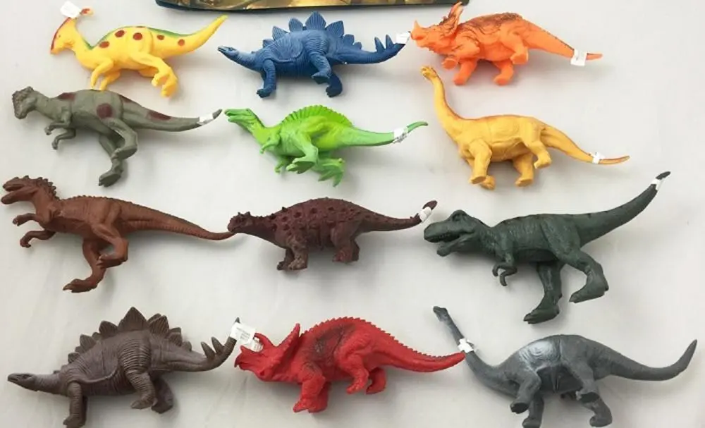 Play Prehistoric 7 Inch Dinosuars 1