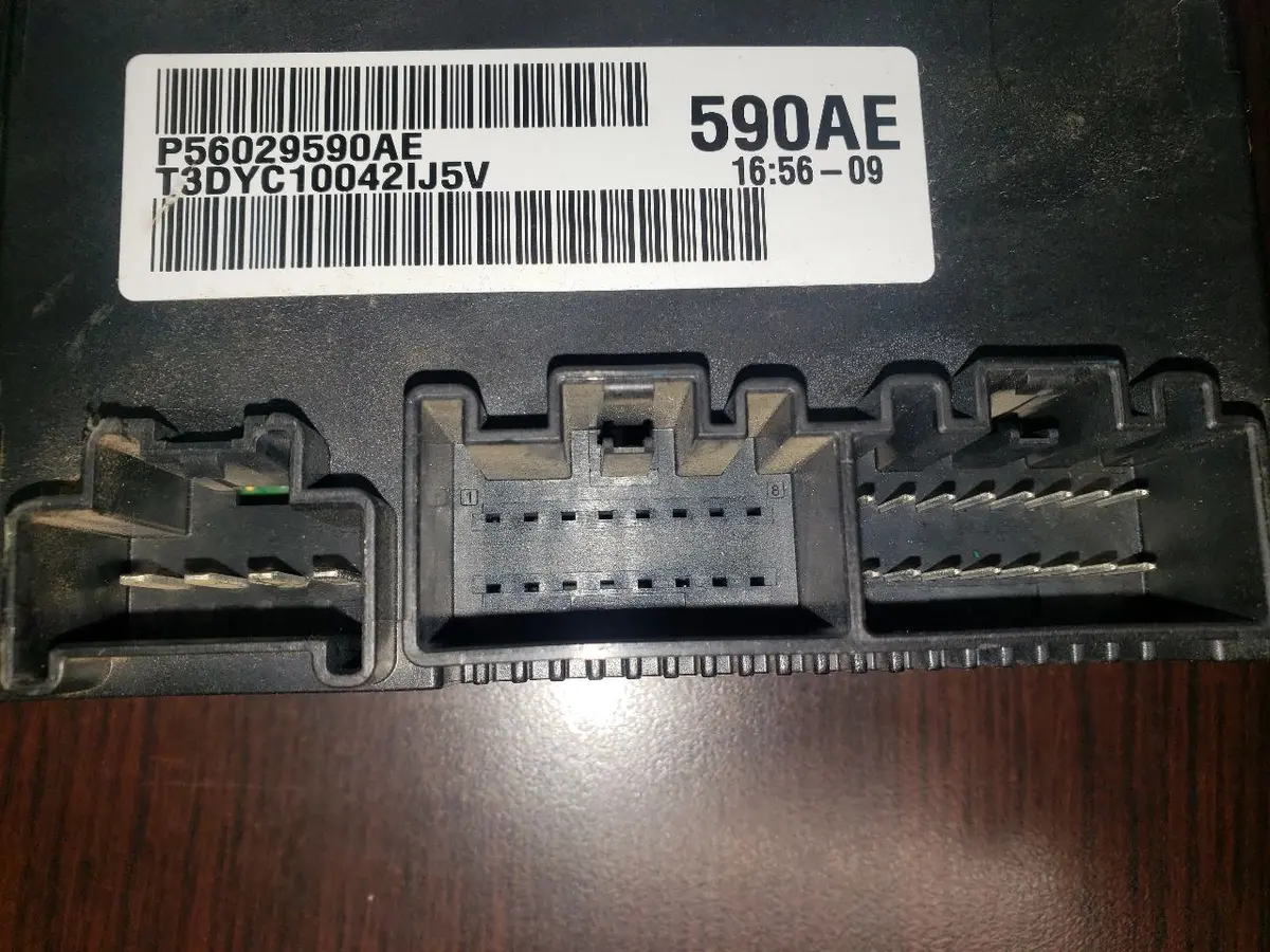 2014 Ram 3500 Transfer Case Shift Module. Part Number 56029590Ae 2
