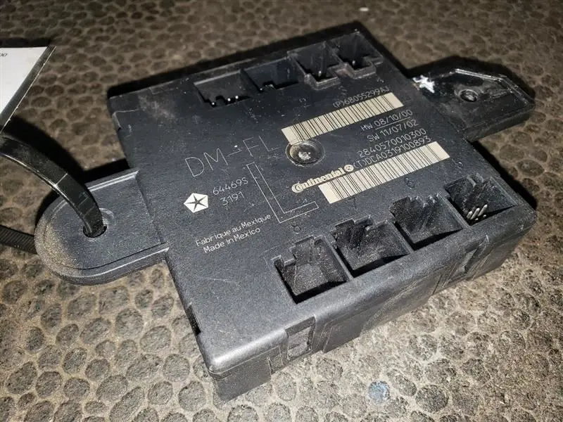 2012 Dodge Ram1500 Driver Side Door Module. Part Number 68055299Aj 1