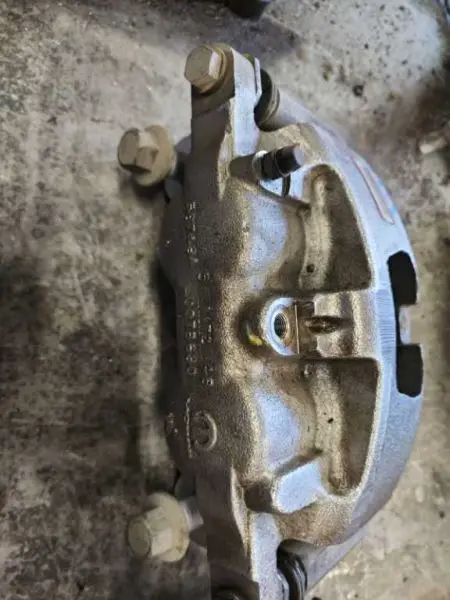 2021 Dodge Ram2500 Driver Side Rear Brake Caliper. Part Number 68453107Ab 2