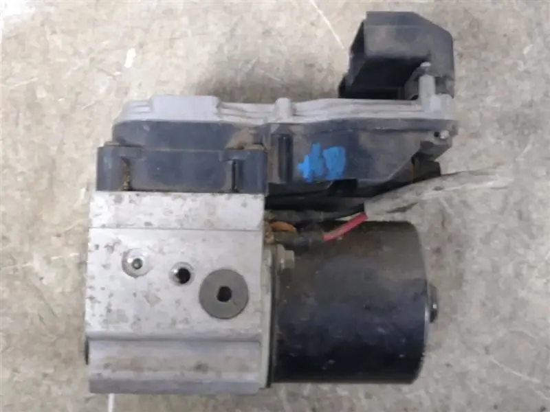 2005 Dodge Ram3500 All Wheel Abs Unit. Part Number 52121408Ac 1