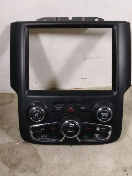 2014 Dodge Ram1500 Ac/Heater Controls. Part Number 1Uj97dx9ac 1