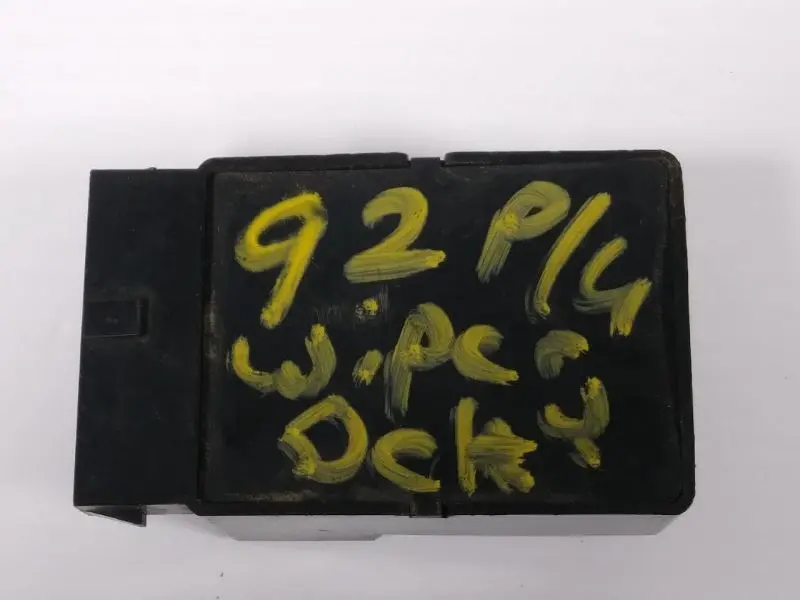 1992 Dodge Ram 250 Wiper Relay Module. Part Number 4503104 1
