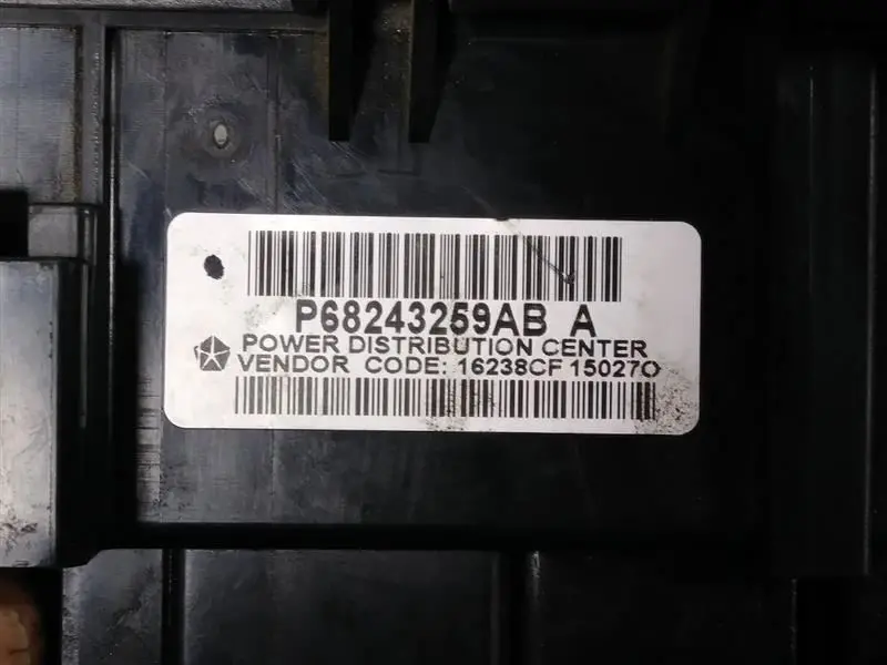 2015 Ram1500 Totally Intergrated Power Module (Tipm). Part Number 68243259Ab 2