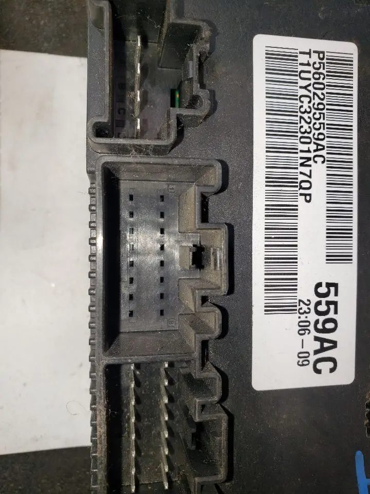 2011 Ram 1500 Transfer Case Shift Control Module. Part Number 56029559Ac 2