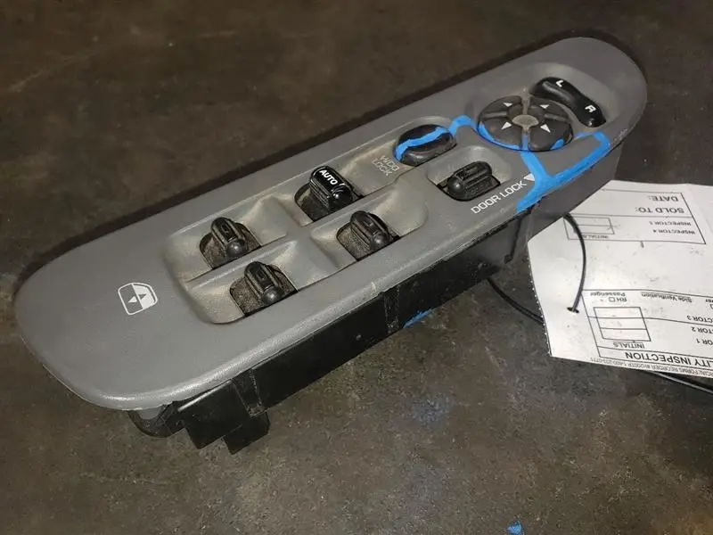 2008 Dodge Ram4500 Master Window Switch. Part Number 56049805Ab. Has Paint Damag 1