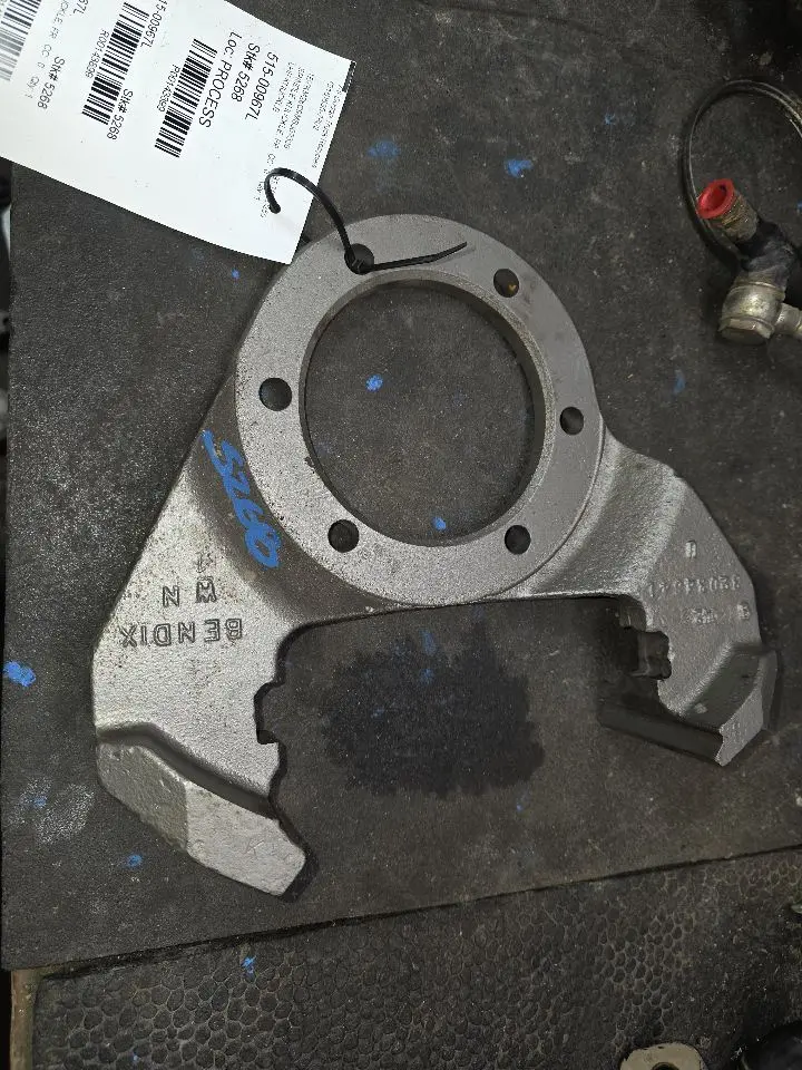 1991 Dodge Ram 250 4Wf Dana 60 Driver Side Front Steering Knuckle. Part Number 4 1