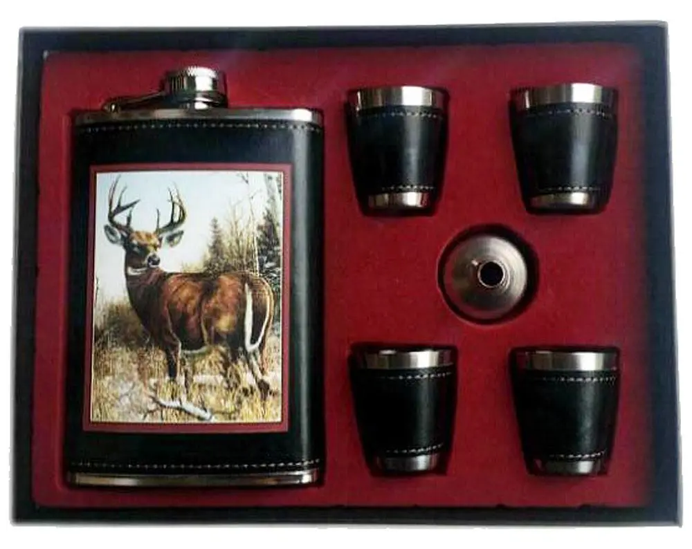 Big Buck Deer Flask Set W 4 Shot Glasses 1