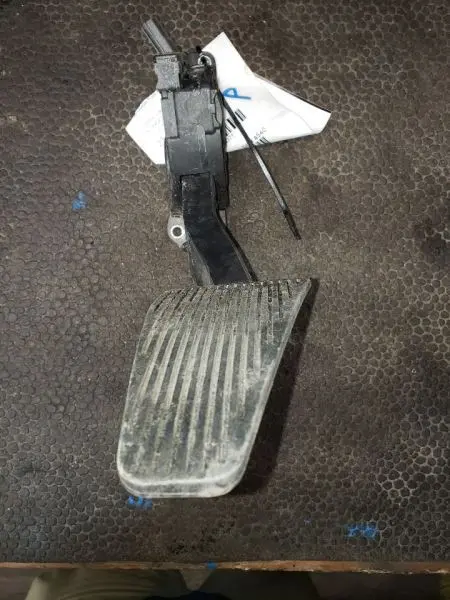 2014 Dodge Ram1500 Accelerator Pedal With Tps. Part Number 53034160Ad 1