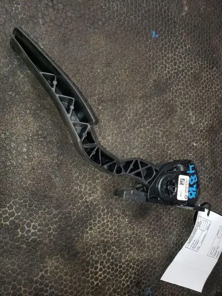 2007 Ram 2500 Accelerator Pedl With Tps. Part Number 53034004Ab 1