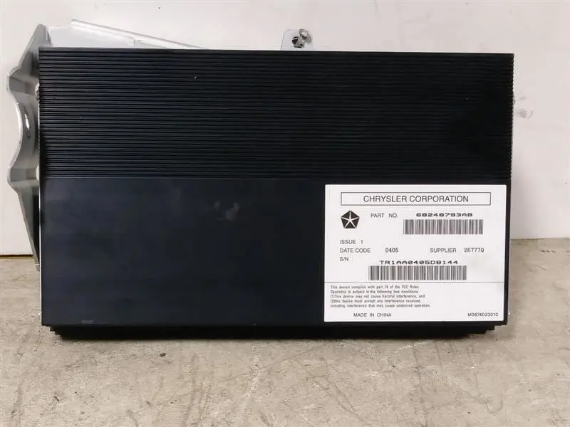 2015 Ram1500 Radio Amplifier. Part Number 68248793Ab 1