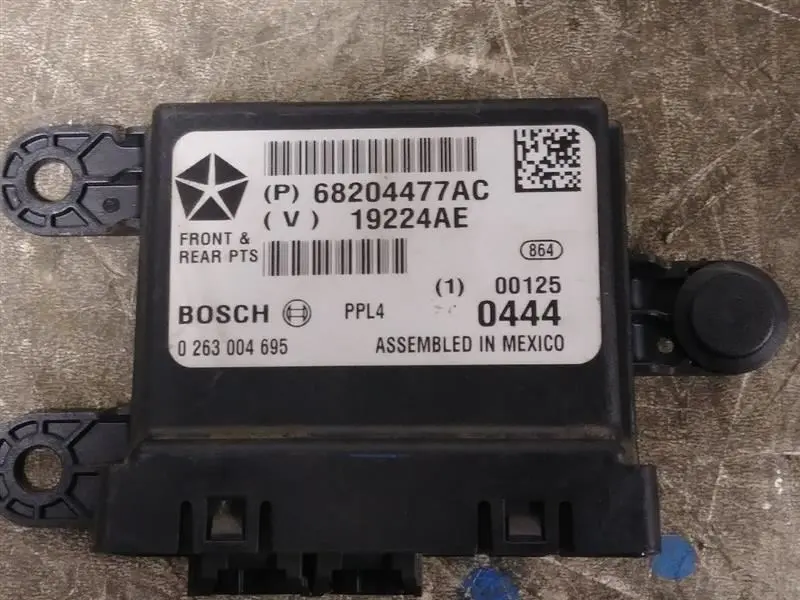 2014 Dodge Ram2500 Park Assist Module. Part Number 68204477Ac 1