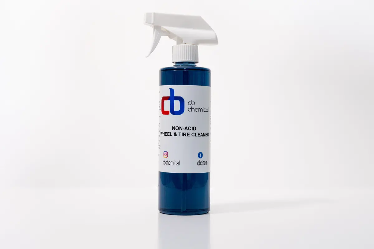 Non Acid Wheel & Tire Cleaner 1