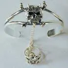 Horned Skull With Crossbones Slave Bracelet With Ring On Chian 1