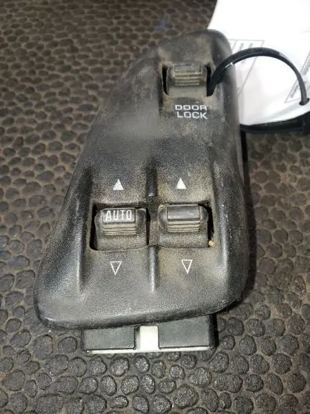1999 Dodge Ram1500 Quad Cab Master Window Switch. Part Number 56021912Ab 1