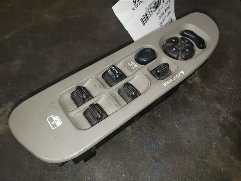 2004 Dodge Ram2500 Quad Cab Master Window Switch. Part Number 56049805Ab 1