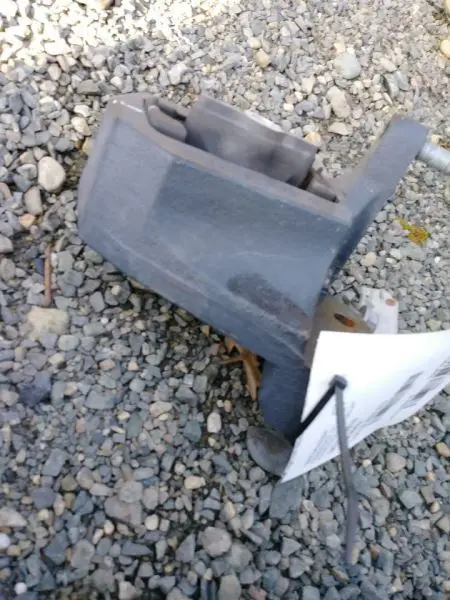 2018 Ram 3.0L Turbo Diesel 4Wd Driver Side Motor Mount. Part Number 68159767Ae 1