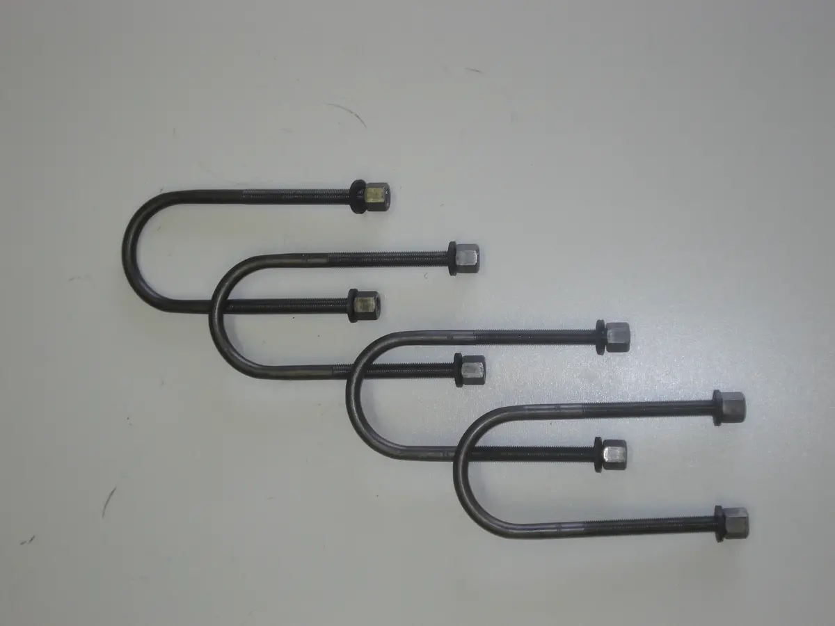Rear Axle U Bolts 2 1/2" X 7" - Set Of 4 1