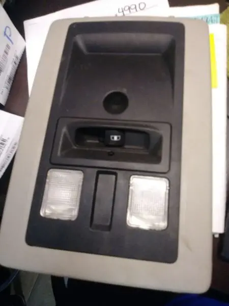 2012 Dodge Ram2500 Overhead Console. Part Number 1Sh19bd1ab 1