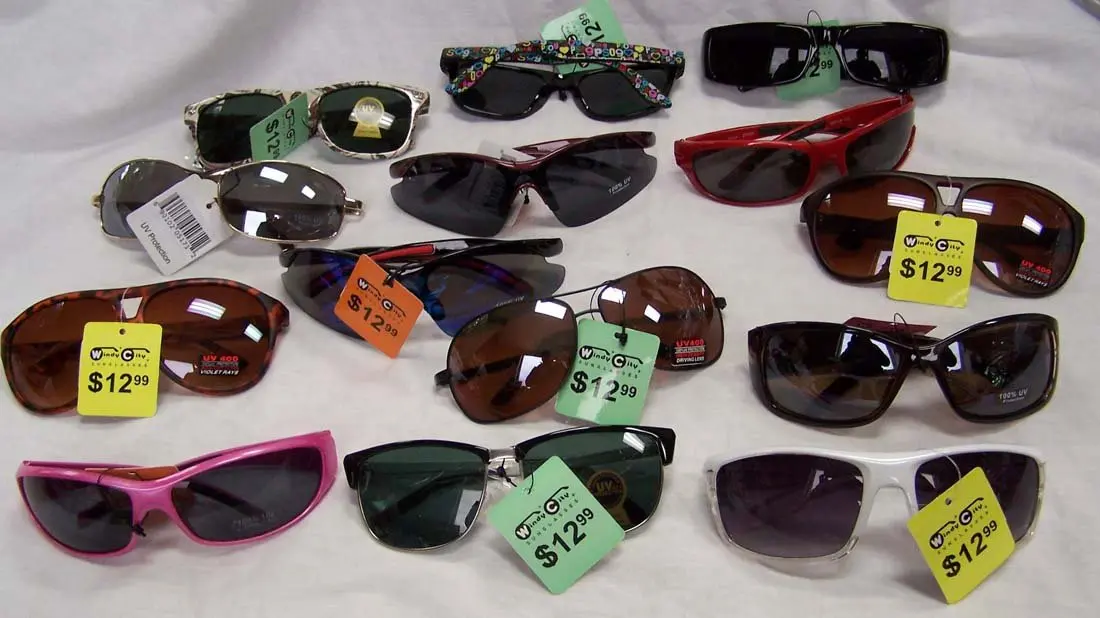 Windy City Assorted Deluxe Mens & Womens Sunglass 1