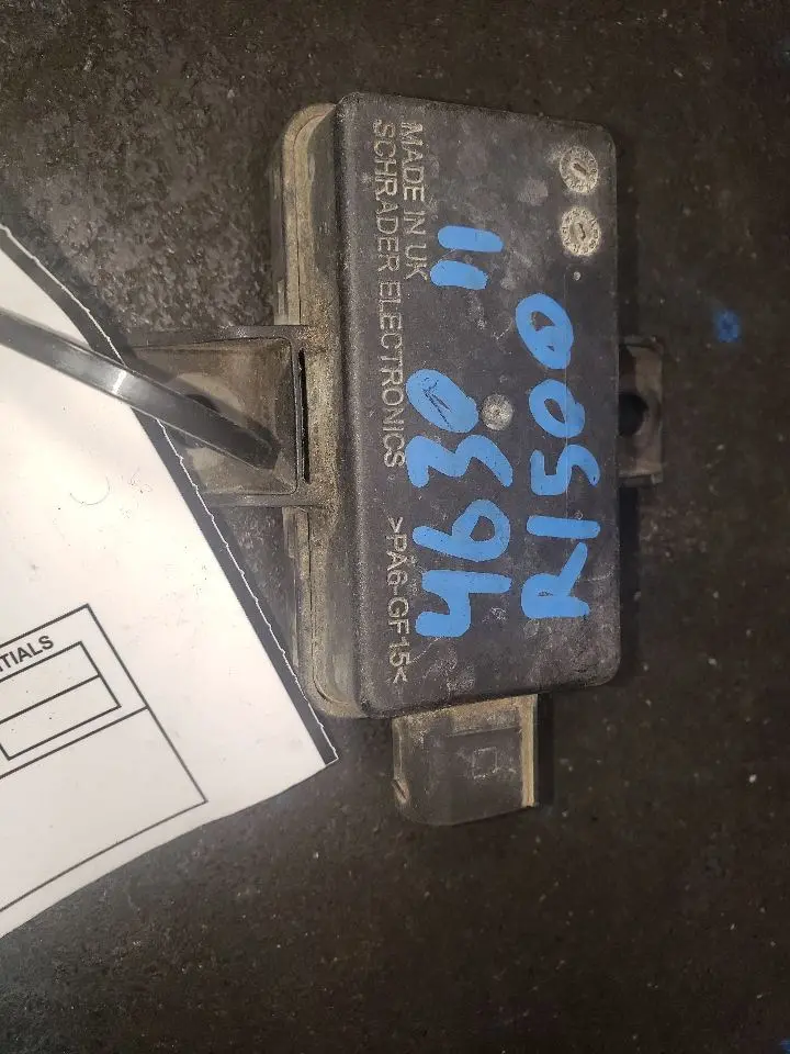 Ram 1500 Tire Pressure Monitor System Module (Tpms). Part Number 56029401Ag 1