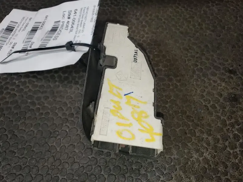 2001 Dodge Ram1500 Master Window Switch. Part Number 56021912Ab 2
