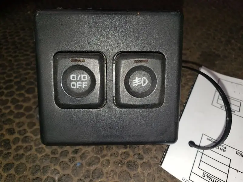 1996 Dodge Ram2500 Overdrive & Fog Lamp Dash Switch. Part Number 56007399 1